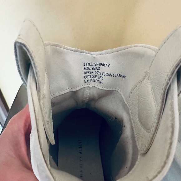 Charles Albert Girl's Modern Western Cowboy Distressed Boot with Pull-Up Tabs (L - Picture 5 of 7